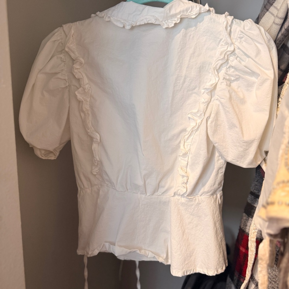 Privy White Ruffled Blouse - Picture 3 of 5